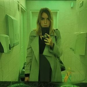 Meet your Posher, Ella